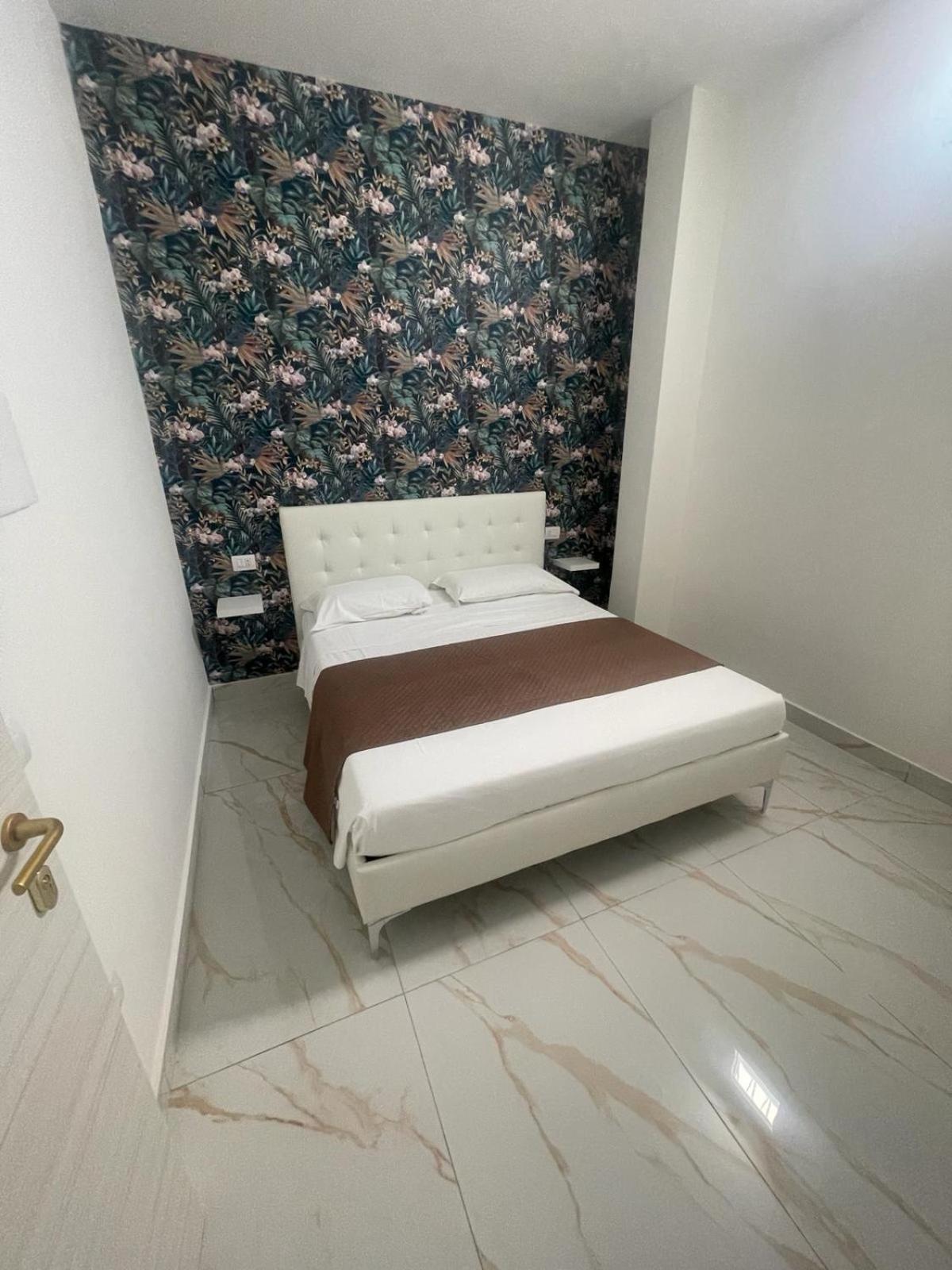 Life Hotel كاسالنْووفو دي نابولِ المظهر الخارجي الصورة