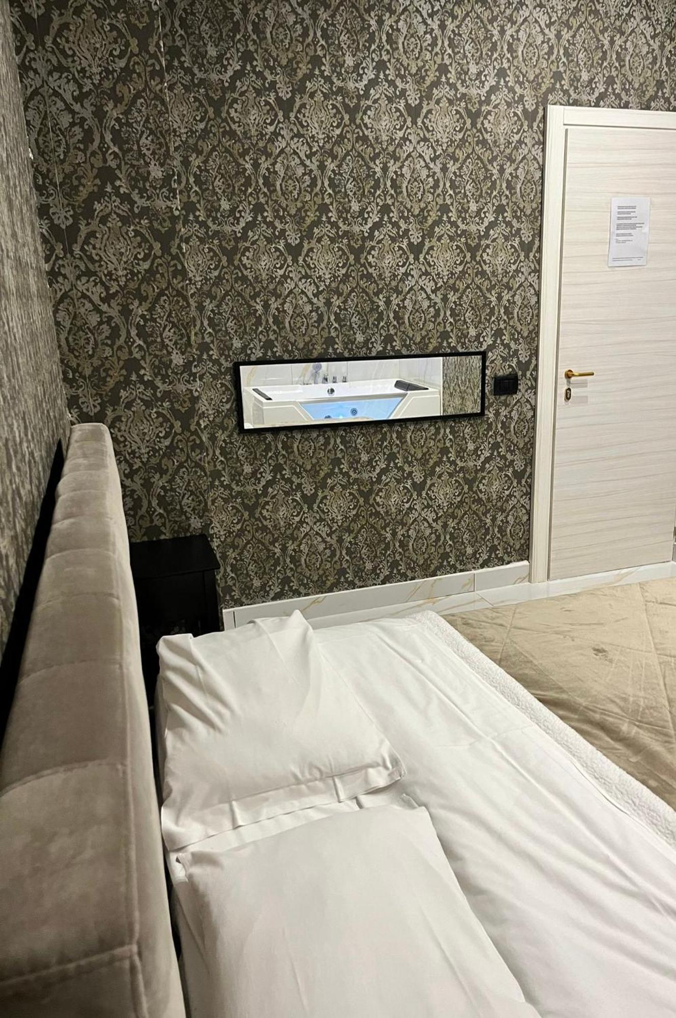 Life Hotel كاسالنْووفو دي نابولِ المظهر الخارجي الصورة